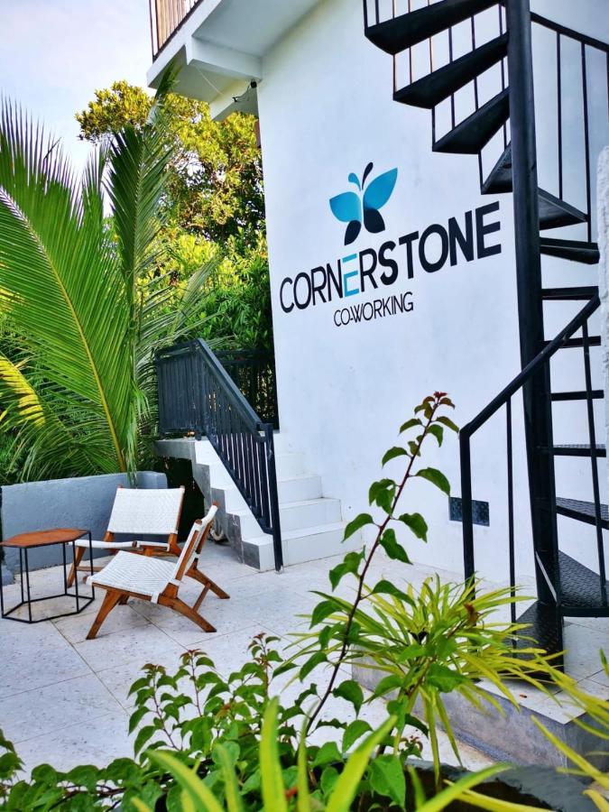Хостел Cornerstone Bali Coworking Чангу Екстер'єр фото