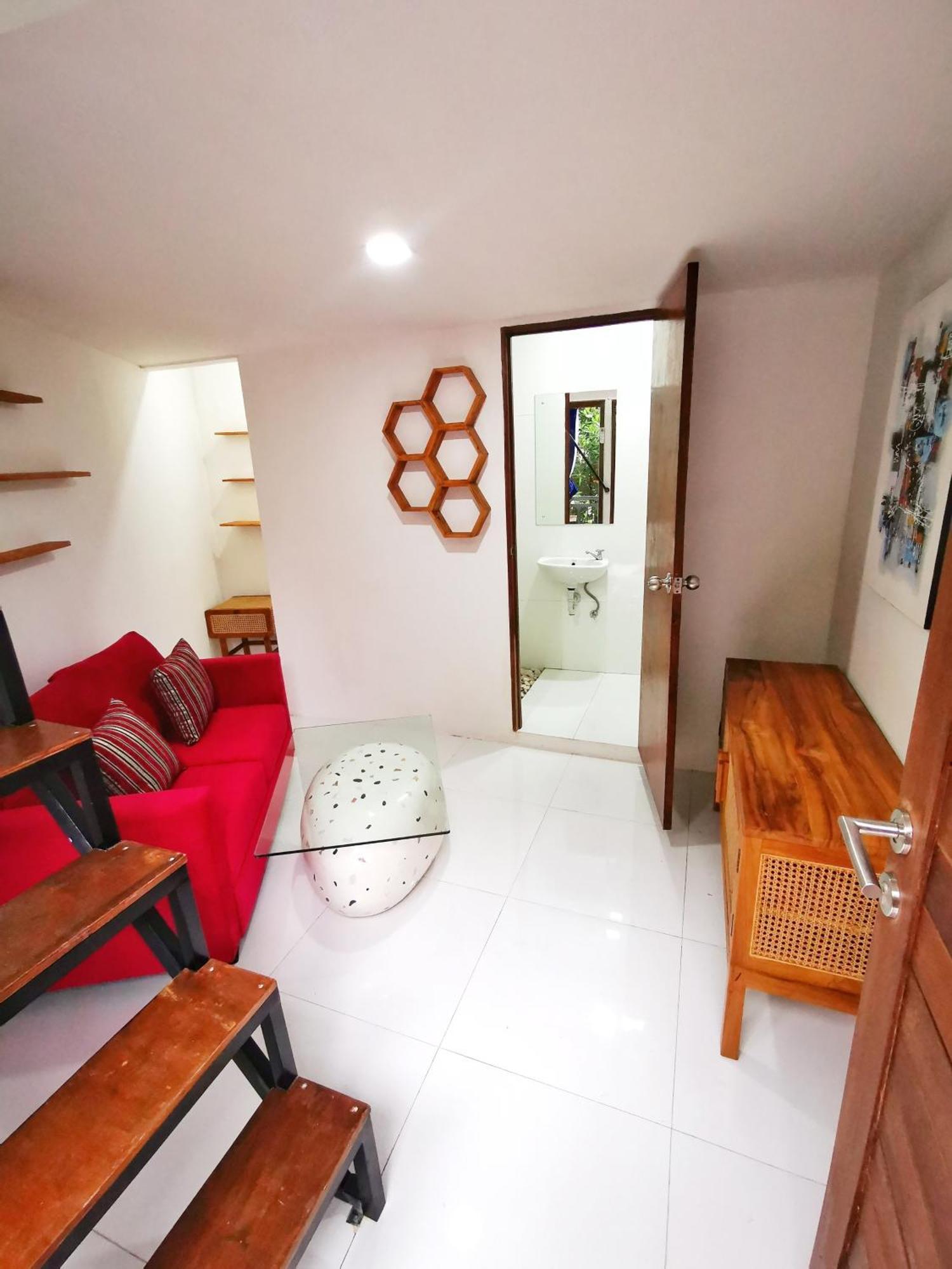 Хостел Cornerstone Bali Coworking Чангу Номер фото